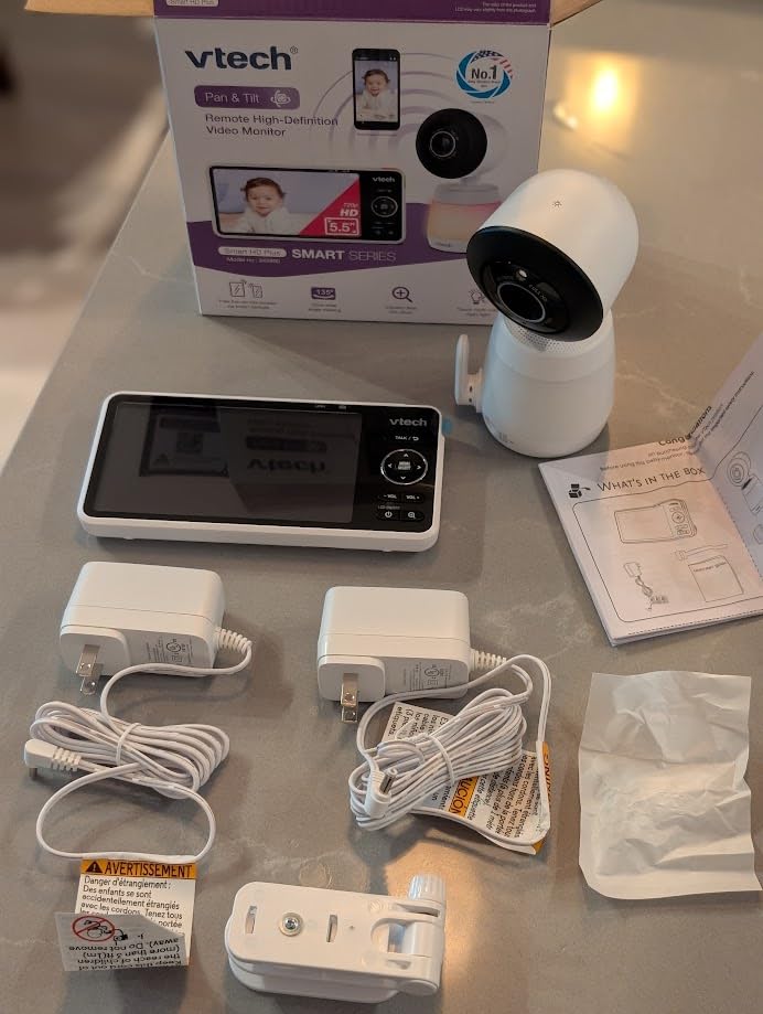 VTech Smart WiFi Baby Monitor, 2K CMOS Sensor Camera, 5.5-inch HD IPS Screen, Clear Infrared Night Vision, Pan-Tilt, 24x Zoom, 2-Way Talk, Multi-Color Night Light, Soothing, Free App: Smart HD Plus customer photo 1