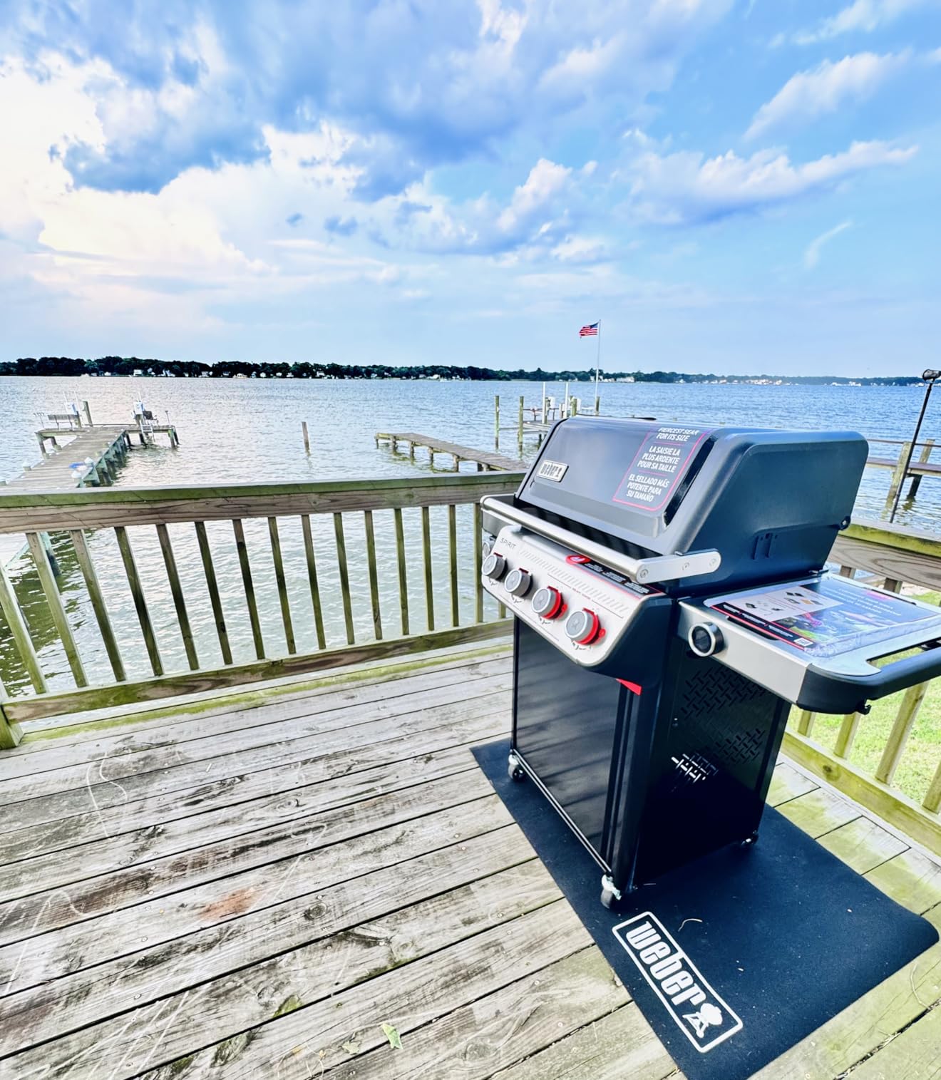 Weber Spirit E-435 Liquid Propane Gas Grill for Outdoor Cooking, 4 Burners and 1 Side Burner, Black - Porcelain-Enameled Cast-Iron Grates, 2 Boost Burners, Sear Zone customer photo 1