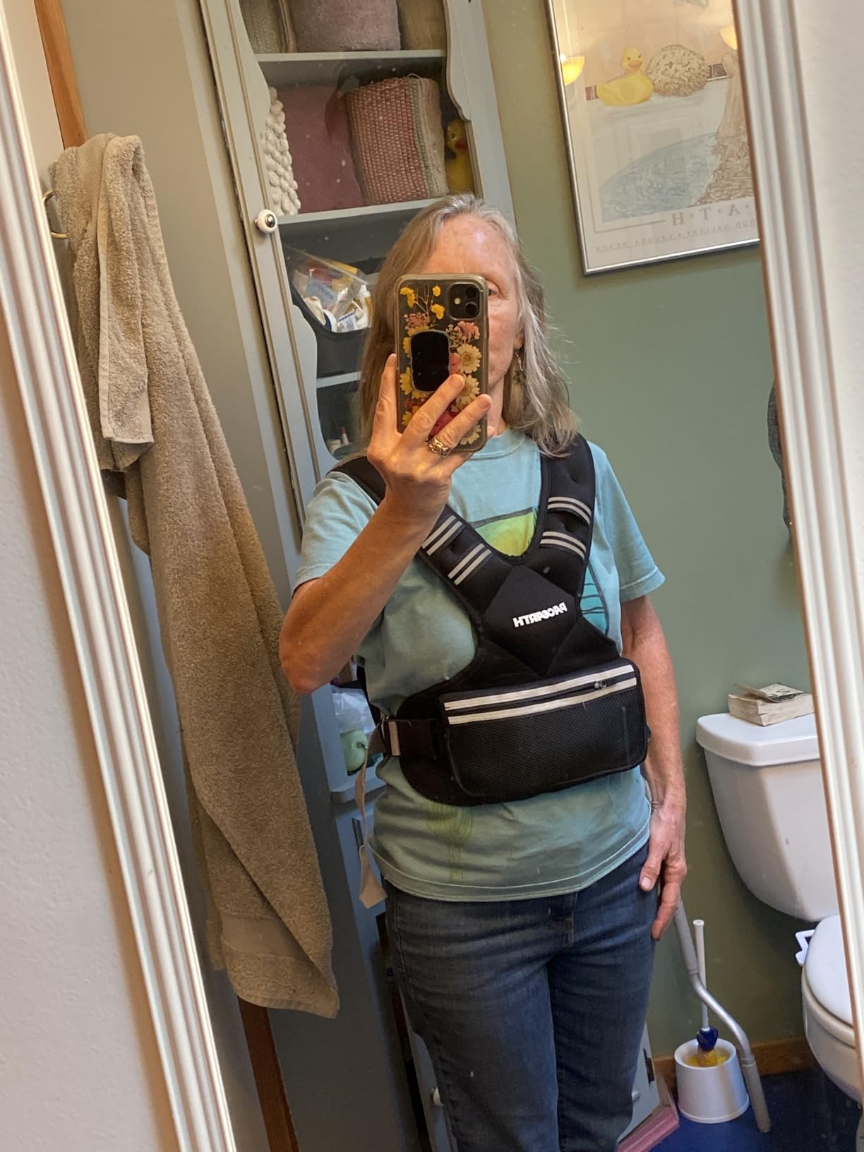 PACEARTH Adjustable Weight Vest 4-10lbs / 11-20lbs / 20-32lbs X-Shape Weighted Vest for Women and Men, Home Workout Ironsand Vest with Zipper Pouch and 6 Weight Packs customer photo 2
