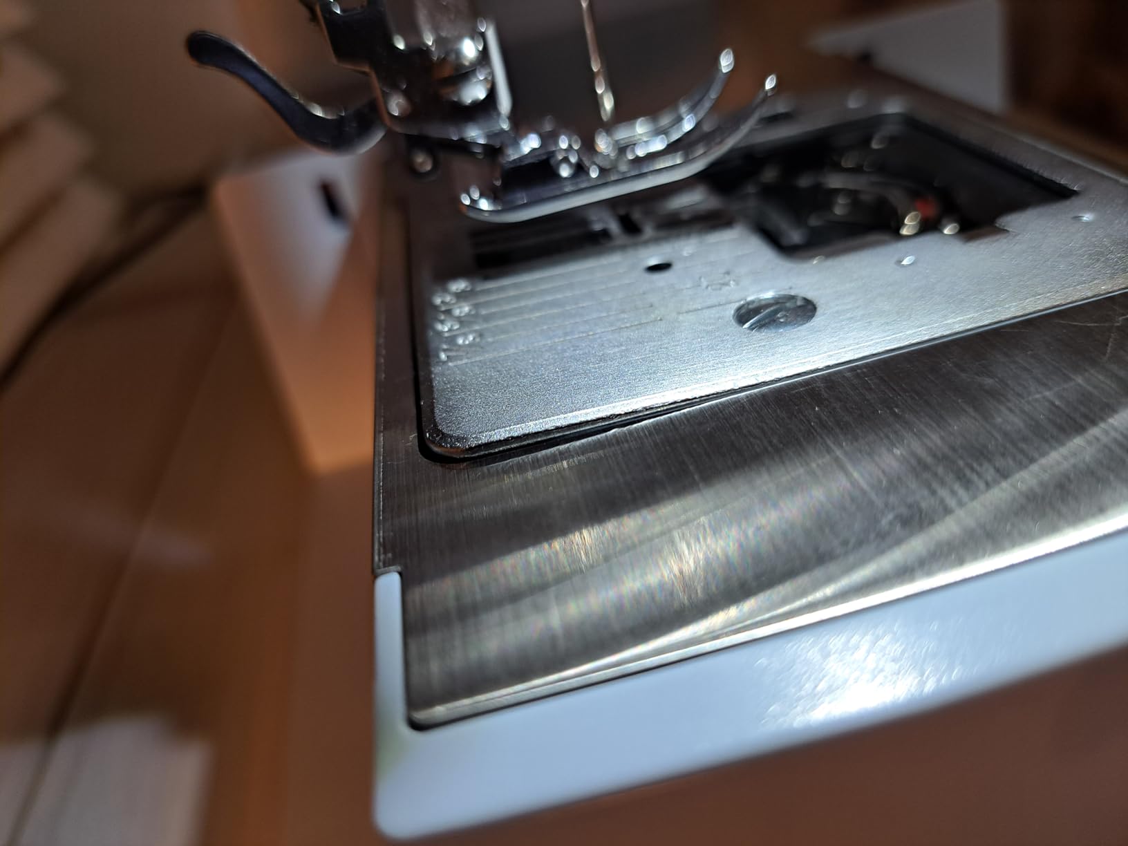 SINGER Heavy Duty 4423 Meltwater Blue High Speed Sewing Machine with Accessory Kit | Strong Motor With Enhanced Piercing Power, 97 Stitch Applications, Full Metal frame, 1-step Buttonhole & LED Light customer photo 2