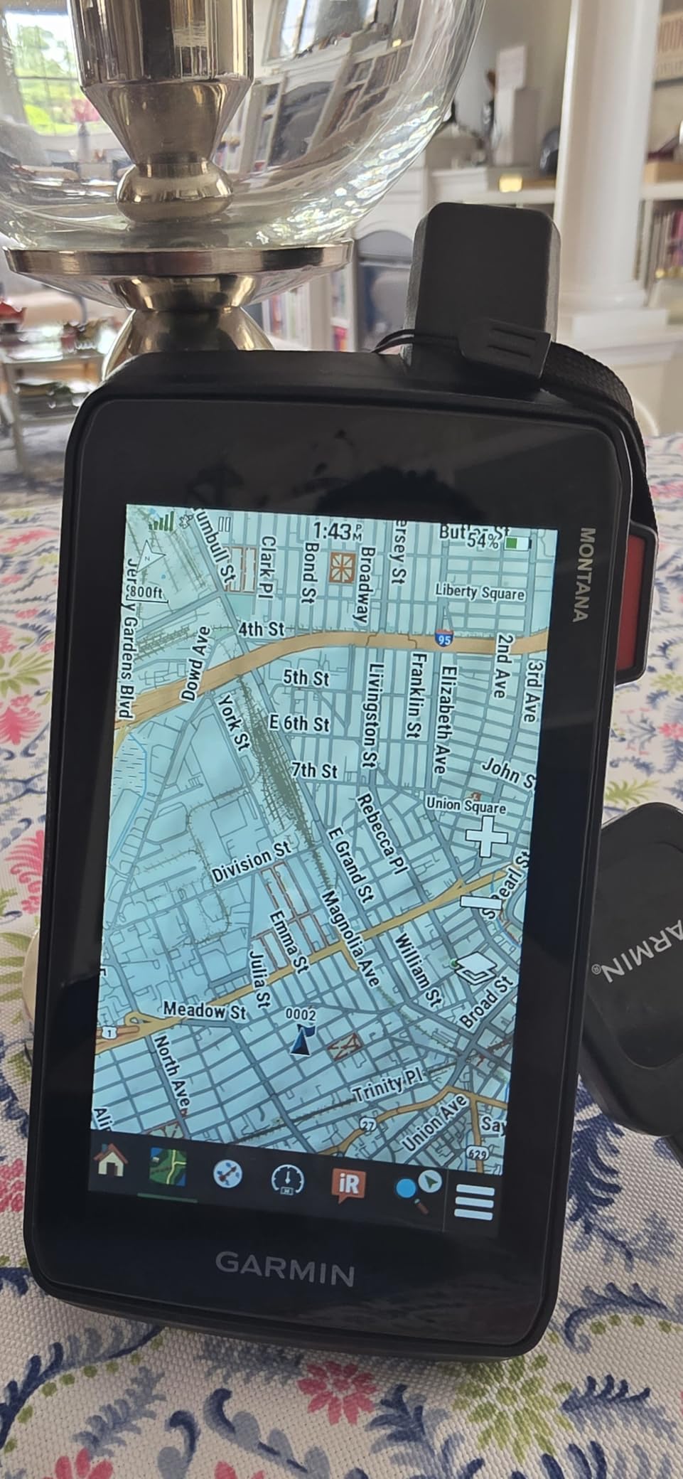 Montana 710i, Rugged GPS Handheld Navigator with Built-in inReach Technology for SOS and 2-way Texts in Remote Areas, 5 inch Touchscreen, Satellite Imagery and Maps for Routing on Roads or Trails customer photo 1