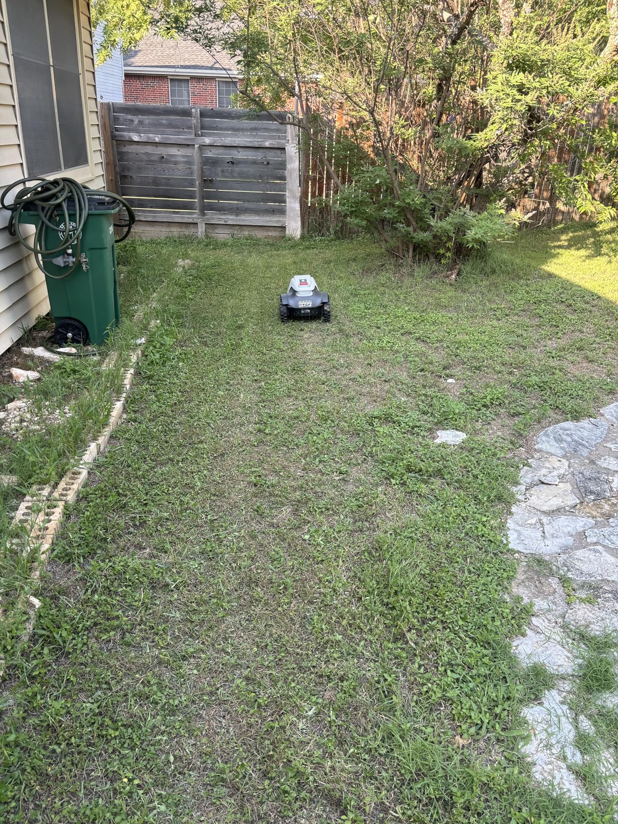 Robot Lawn Mower E15, Auto Mapping, Pure Vision Navigation, Wire Free RTK Free, Multi-Zone Management, AI 3D Obstacle Avoidance, GPS Anti-Theft, 0.2 Acres, 18 Degree Slope, App Control customer photo 1
