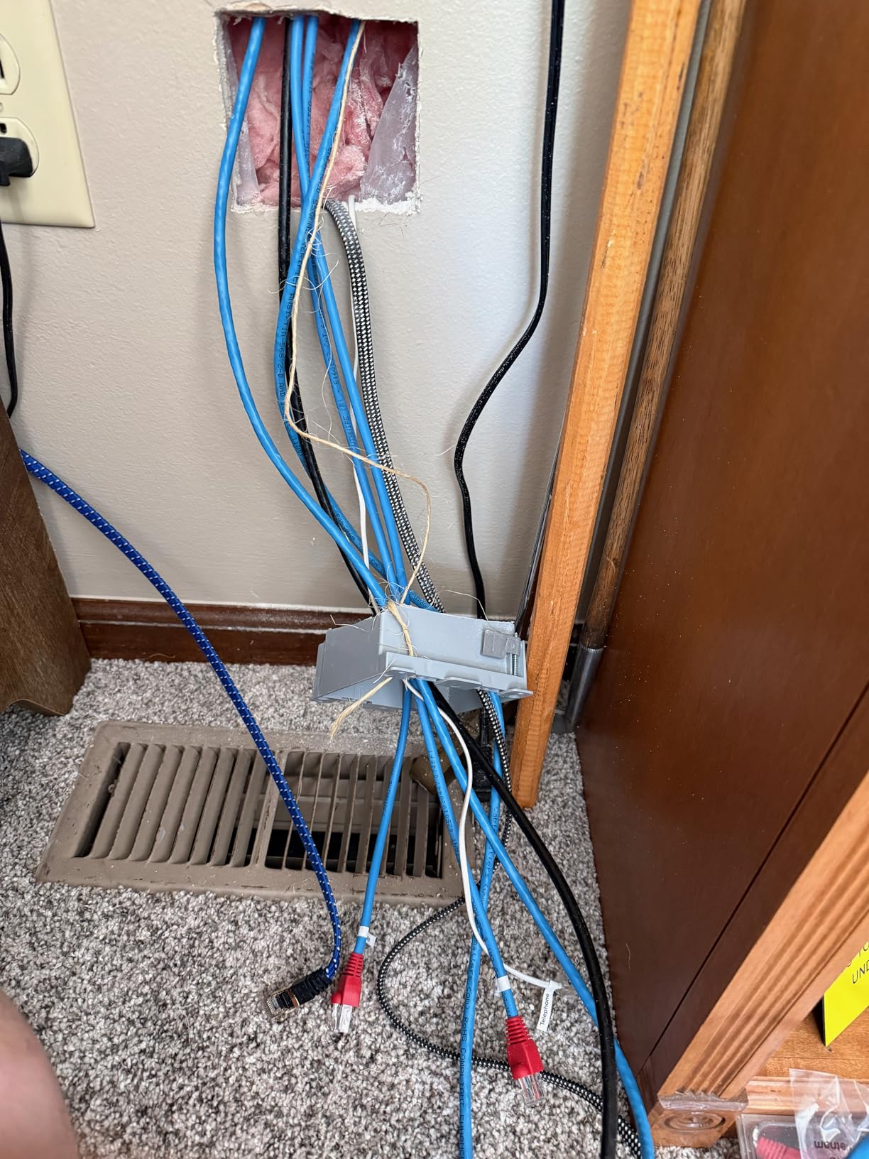 Cable Matters [UL Listed] 10Gbps in-Wall (CM) Rated 23AWG Bare Copper Cat 6 Cable - 300ft, Blue customer photo 1