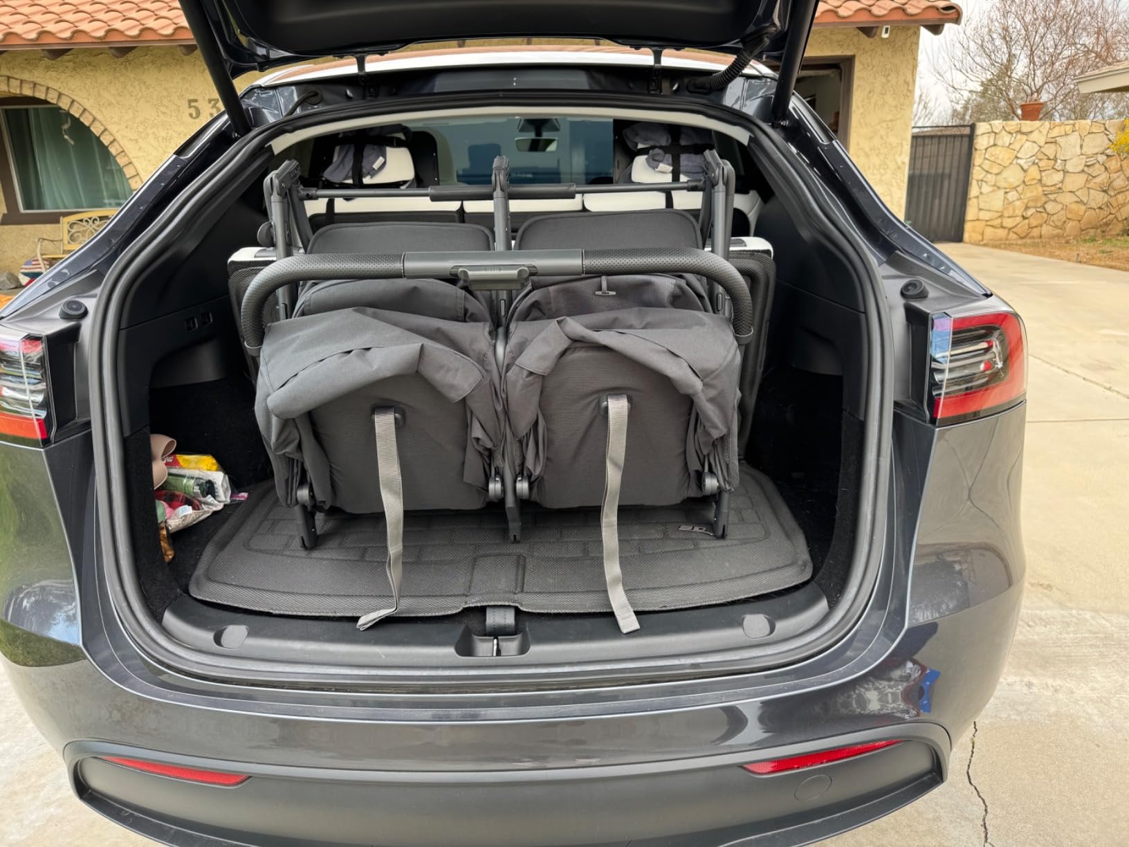 UPPAbaby Minu Duo Side-by-Side Double Stroller - Lightweight + Compact Design for Travel - Easy Fold - From Birth to Toddler - Independent Recline - Greyson (Charcoal Melange/Carbon Frame/Saddle Leather) customer photo 1