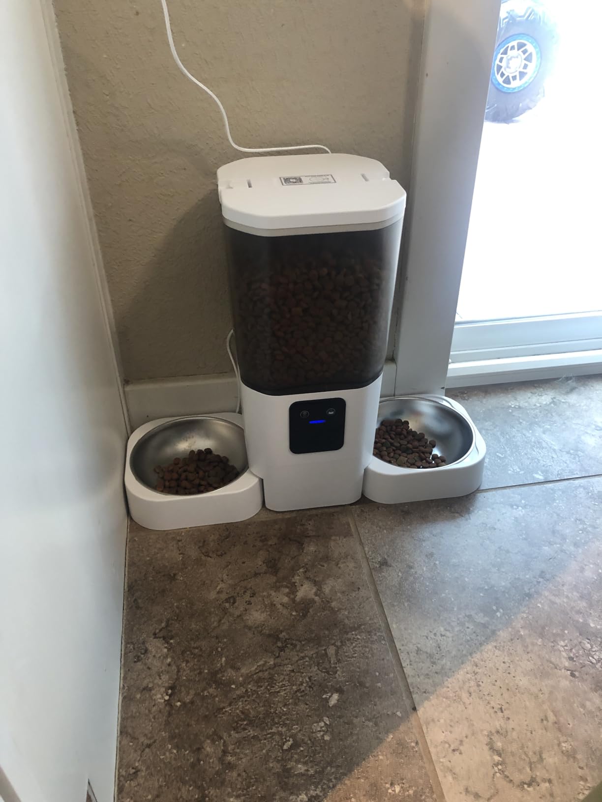 Automatic Cat Feeder 2 Cats with Slow Feed: Dual Automatic Dog Feeder with 5G WiFi, Cat Food Dispenser with APP Control for Multiple Pets, Detachable for Easy Clean, Double Pet Bowl customer photo 1