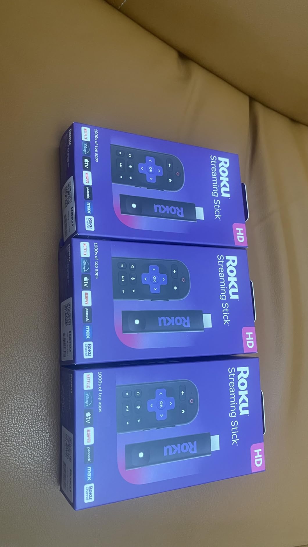 Express HD Streaming Device for TV (Spanish Edition) - With VIX Premium, Roku Voice Remote customer photo 1