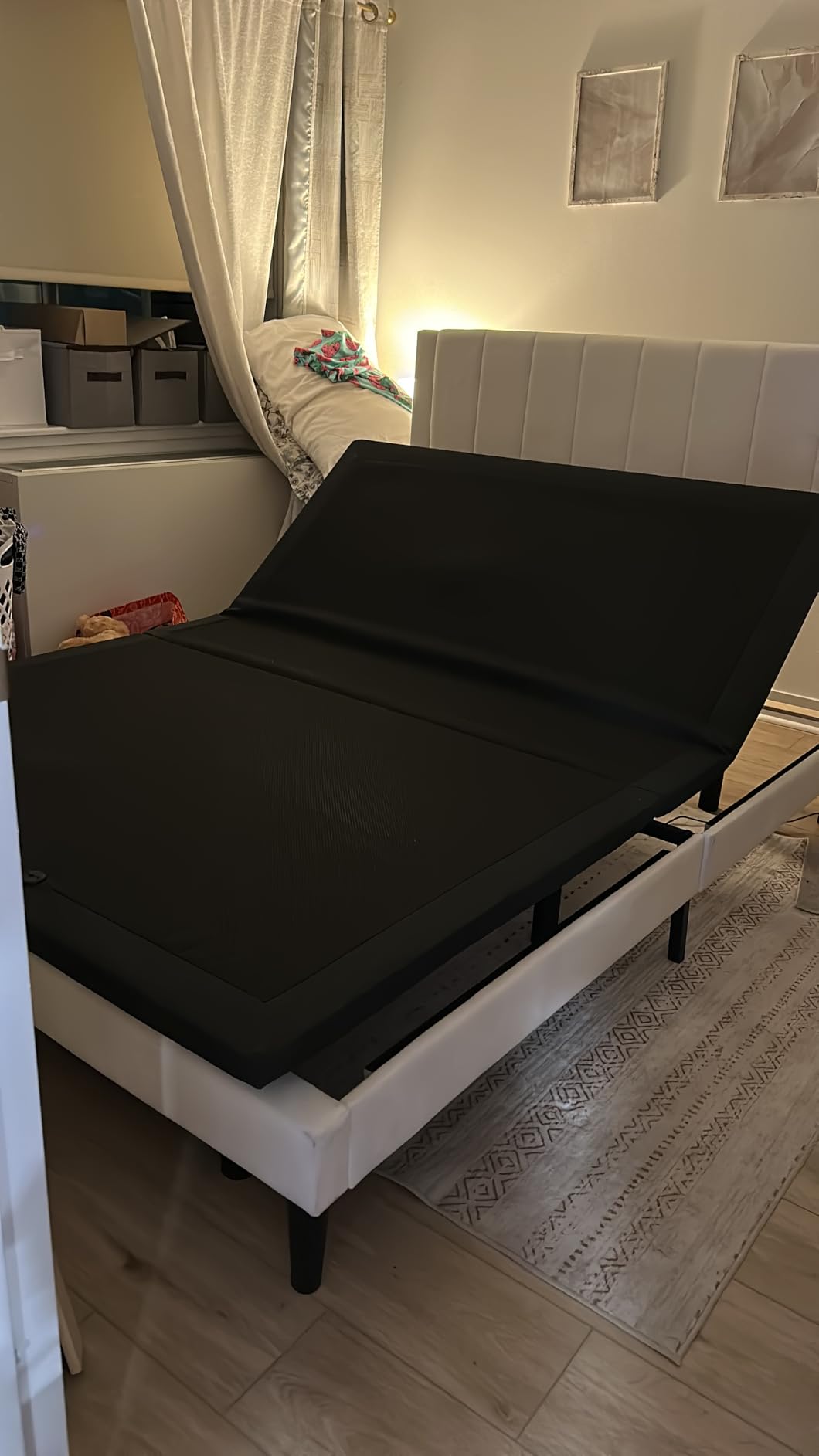 Yaheetech Queen Adjustable Bed Frame, Wireless Remote, Massage Function, Nightlight, 4 Height-Adjustable Legs, Head & Foot Incline, USB Ports, Easy Assembly (3-Step) customer photo 1