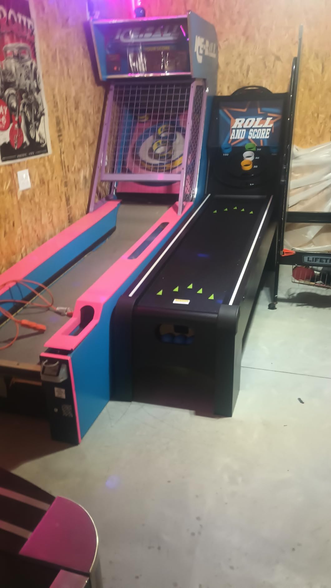 VEVOR Roll and Score Classic Arcade GameTable, Sky Ball Table Machine, LED Electronic Scorer & Track Lighting, Sound, Automatic Ball Return, Home Recreation Game Room customer photo 1