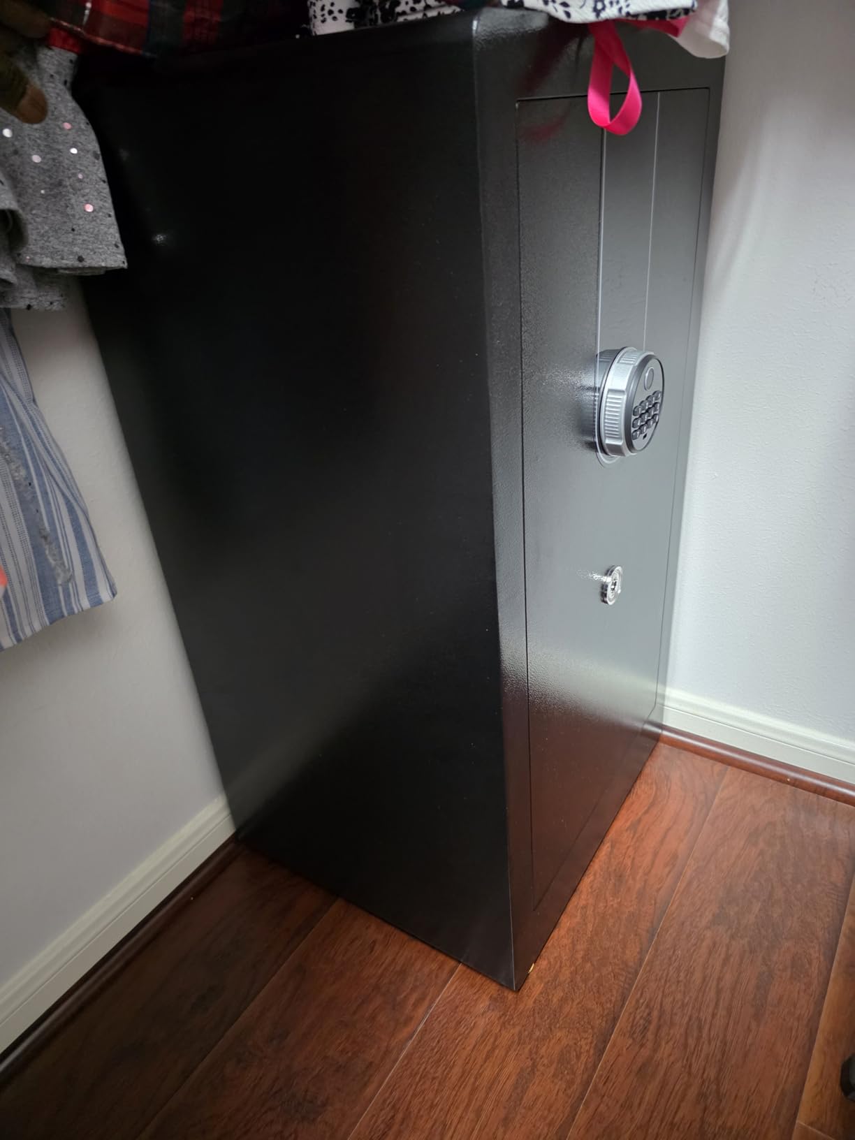 8.1 Cuft Extra Large Biometric Safe for Home Use Fire and Water Proof, Heavy Duty Fingerprint Safe Security Box with [Hidden Lock Box], Fireproof Safes for Home Business Office USE customer photo 1