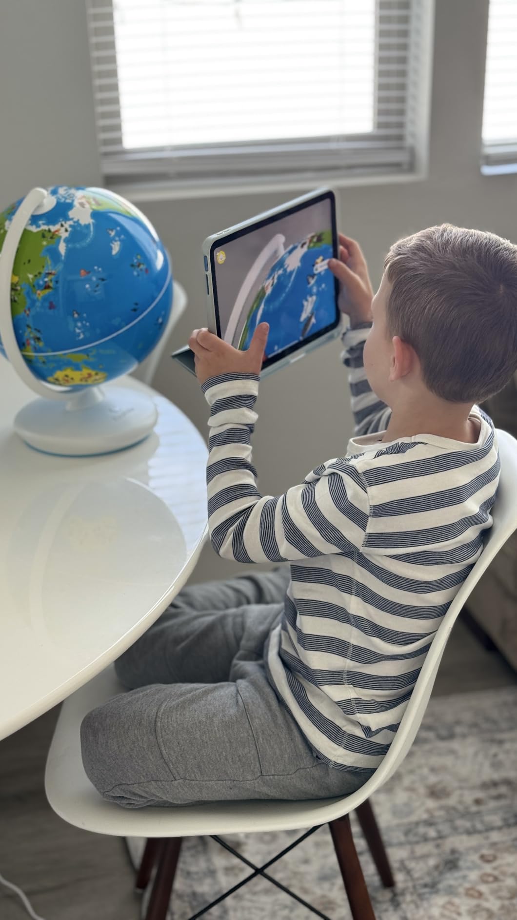 PlayShifu Interactive Globe for Kids - Orboot Earth Explorer: Tech Powered Interactive Globe for Kids | Smart Gift for Ages 4+ | 400+ Wonders, 1000+ Facts | Constellation Mode & Fun Games | Magic Stylus | Educational STEM Toys for the future scientists customer photo 1