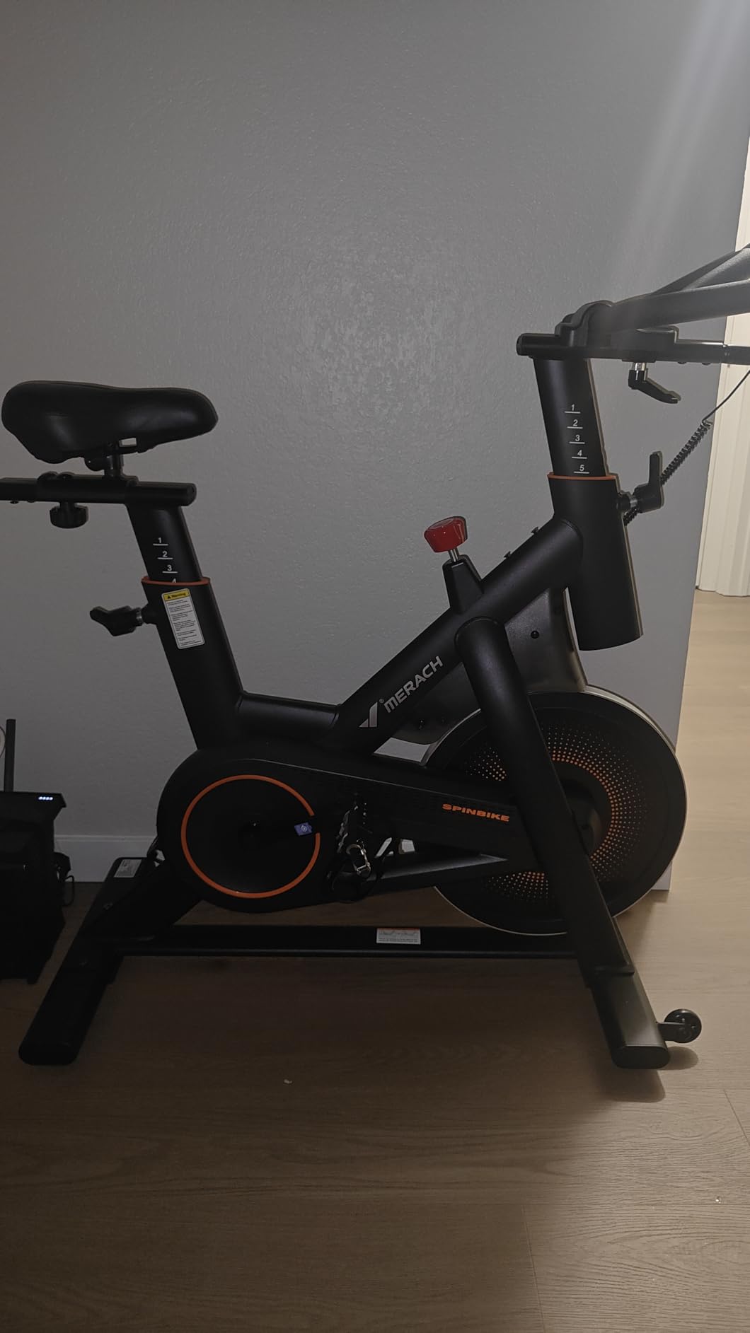 Merach Exercise Bike for Home Gym, Low Noise Stationary Bike with Automated Manual Magnetic Resistance, Indoor Workout Bike with Self-Developed App, 300/350 Lbs Weight Capacity customer photo 1