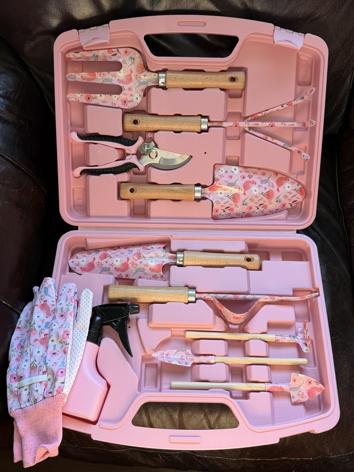 12-Piece Womens Gardening Tools Gift Set, Rust-Proof & Heavy-Duty Garden Tools with Durable Carrying Case, Fashionable & Thoughtful Gardening Gifts for Women&Men (Pink) customer photo 1
