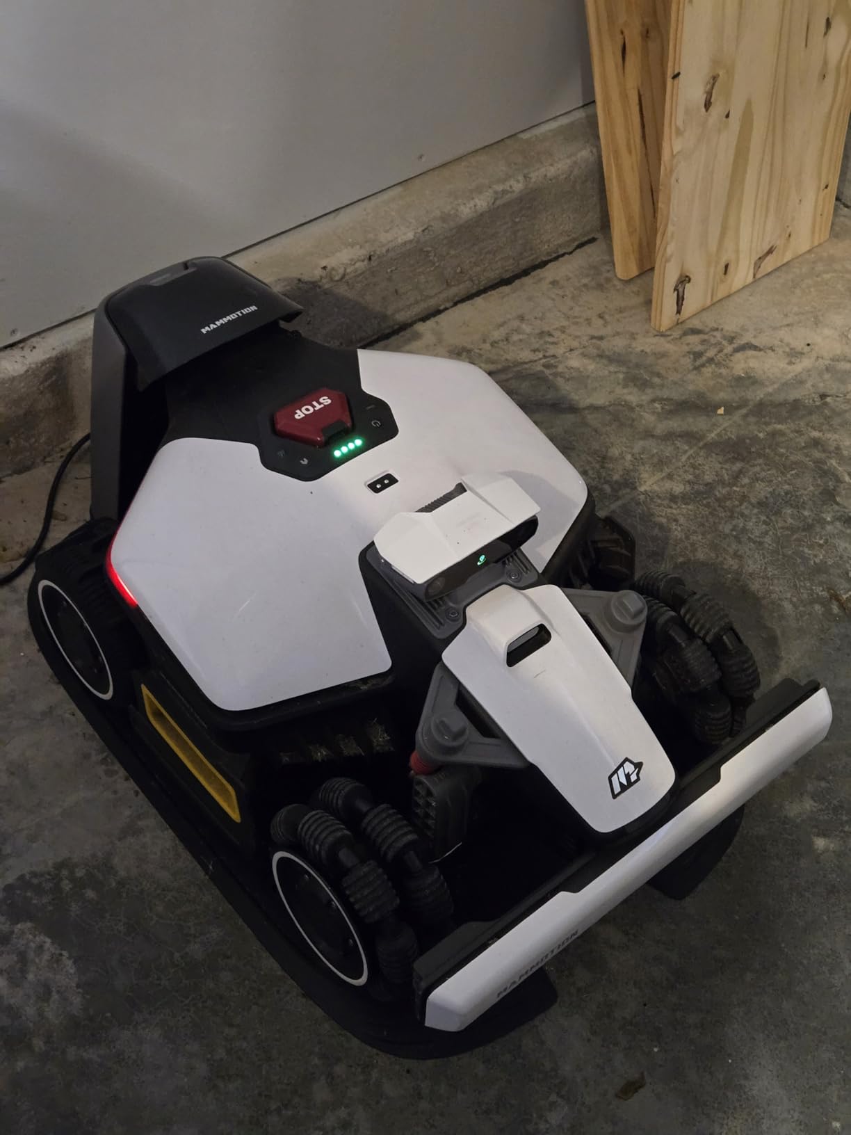 Mammotion LUBA Mini AWD 1500H Robot Lawn Mower with 4G, Reception 0.37 Acre, Max. 0.45 Acre, All-Wheel-Drive for 80% Slope, UltraSense AI Vision+RTK Auto-Mapping, Cutting Height 2.2