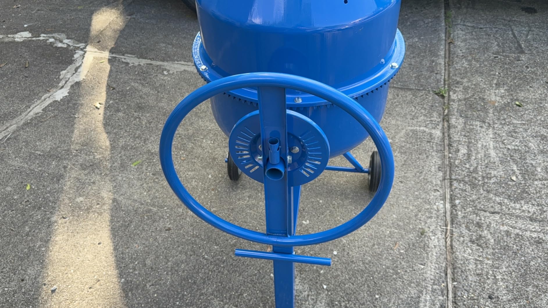 Electric Concrete Mixer, 4.3 Cubic Ft, 3/5HP. 450W Portable Concrete Mixer Machine with Stand & Wheels for Stucco, Mortar, Seeds, Orange customer photo 1