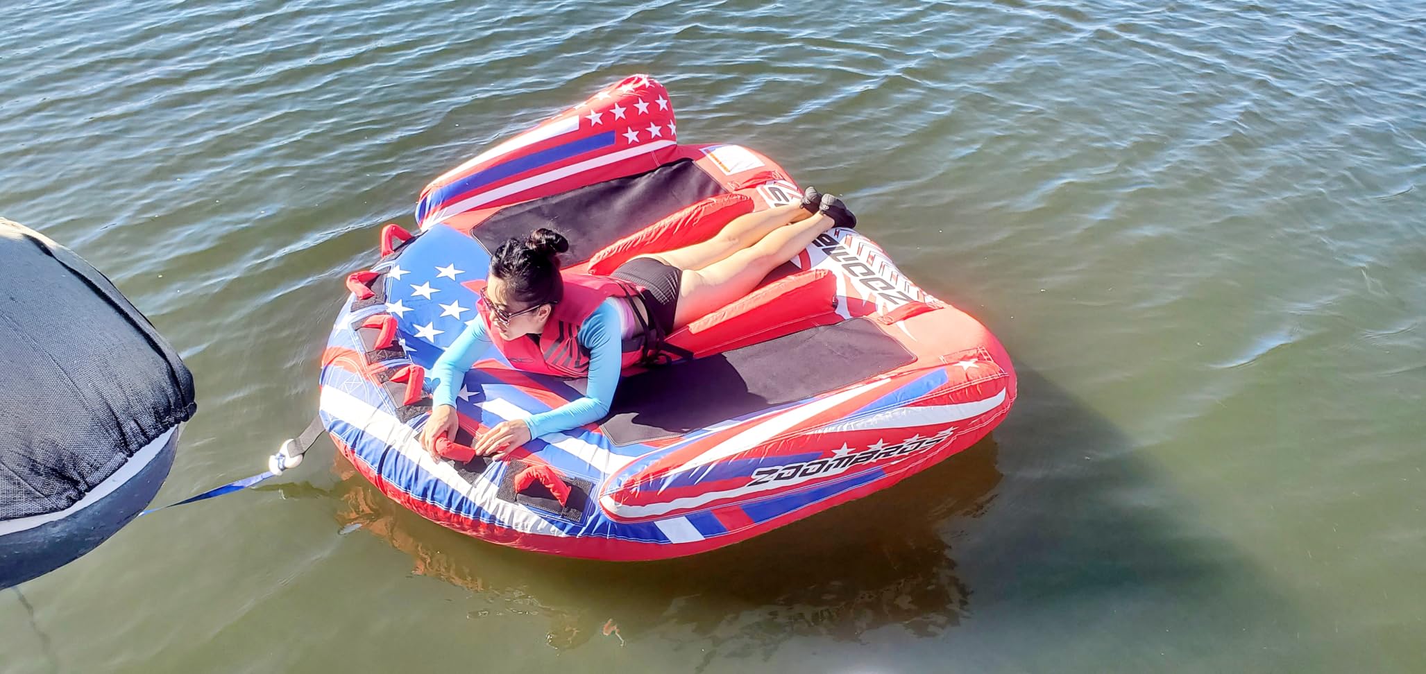 ZOOMBROS Towable Tubes for Boating 2-3 Person, Water Tubes for Boats to Pull, Safety Inflatable Boat Tubes and Towables, Water Sport Towables with Drainage, Quick Connector and Wings customer photo 1