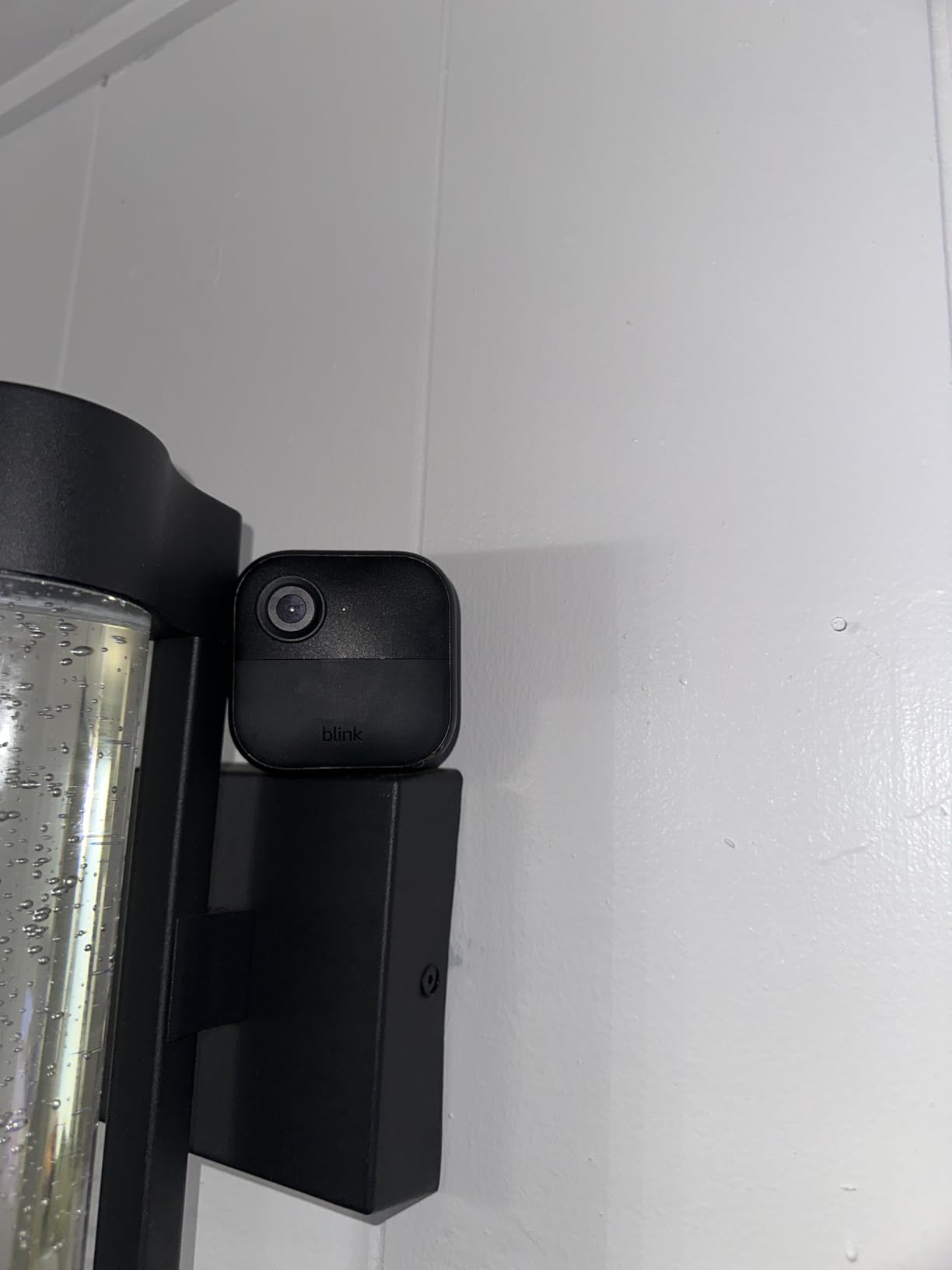 All-new Blink Video Doorbell + Outdoor 4 XR - Wireless smart security cameras, two-year battery life, go up to 400 feet from your home with extended range. Sync Module XR included. customer photo 2