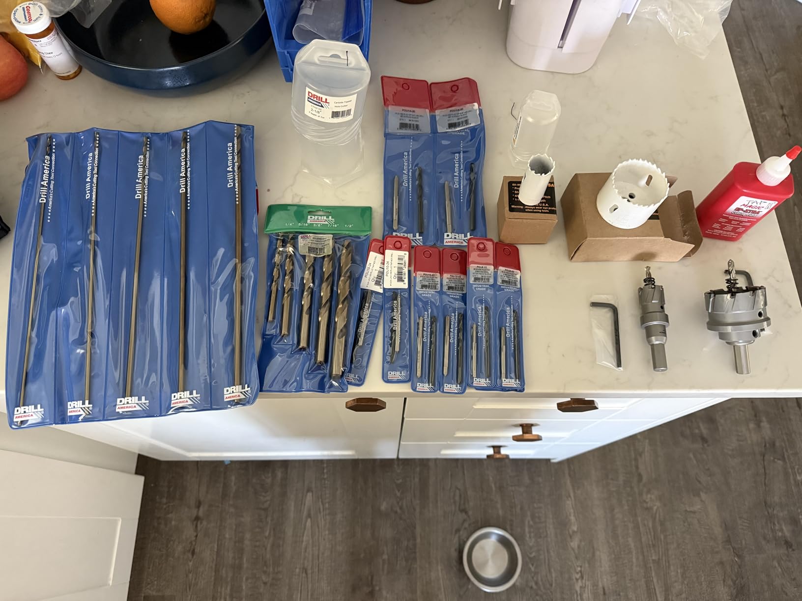 Drill America 35 Pc Locksmith Tool Kit - Hole Cutter, Drill & Tap Set w/Popular Hole Saws, Cutters, Taps, Cobalt Drill Bits, Cutting Fluid & Storage Bag, KMZLOCK21 customer photo 2