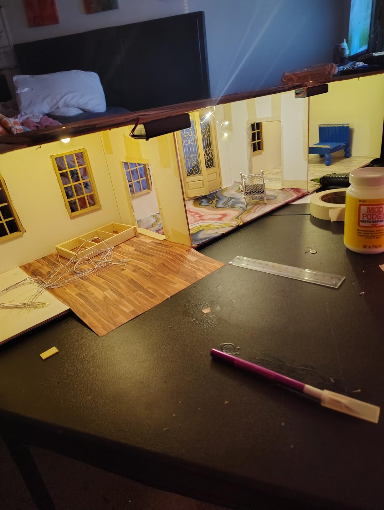 codree Lengthen Cardboard Diorama Kit, Diorama Box for Display, Diorama Project Supplies Display Case with Double Sided Tapes for DIY Crafts Toys, 13 x 8.7 x 8.3 Inch customer photo 2
