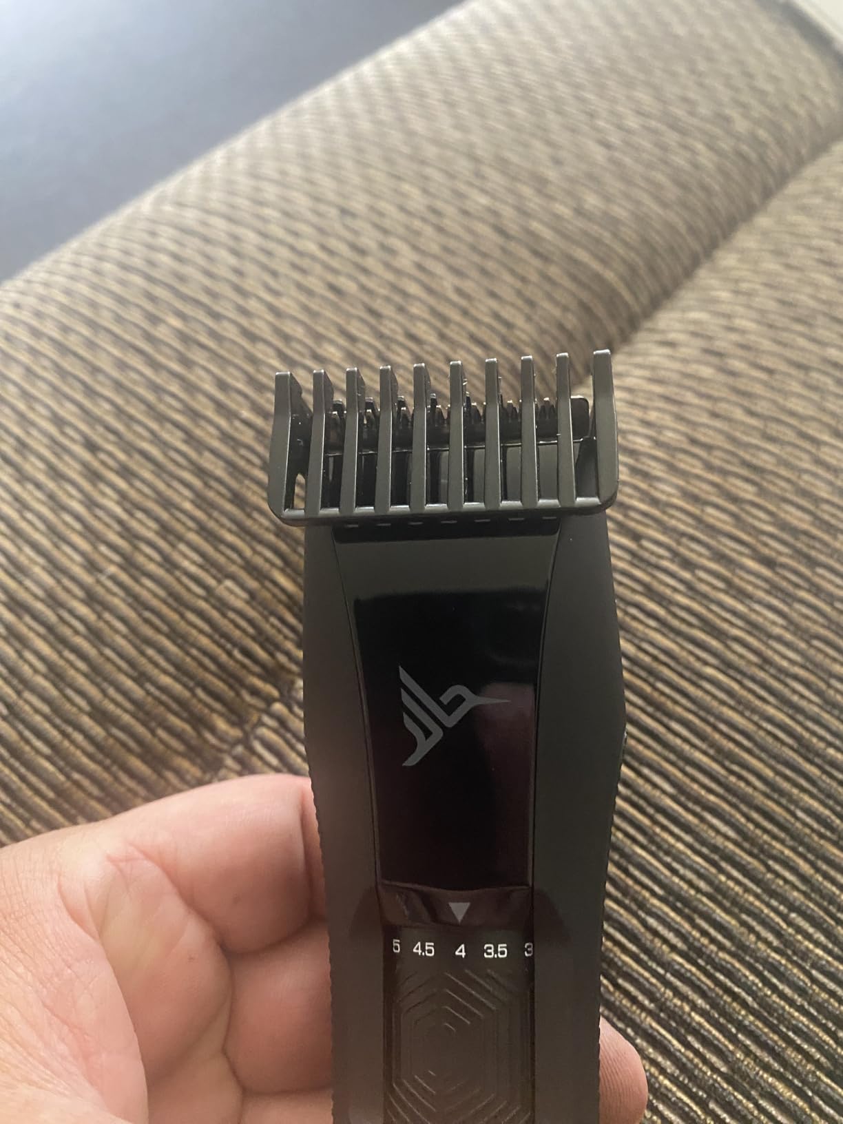 HUMMINGBIRD MK14 BeardMaster - Premium Beard Trimmer for Men, Precision Dial, Adjustable 20 Length Settings, Stainless Steel T-Blade, Cordless USB-C Rechargeable, Waterproof, LED Display, Travel Case customer photo 2