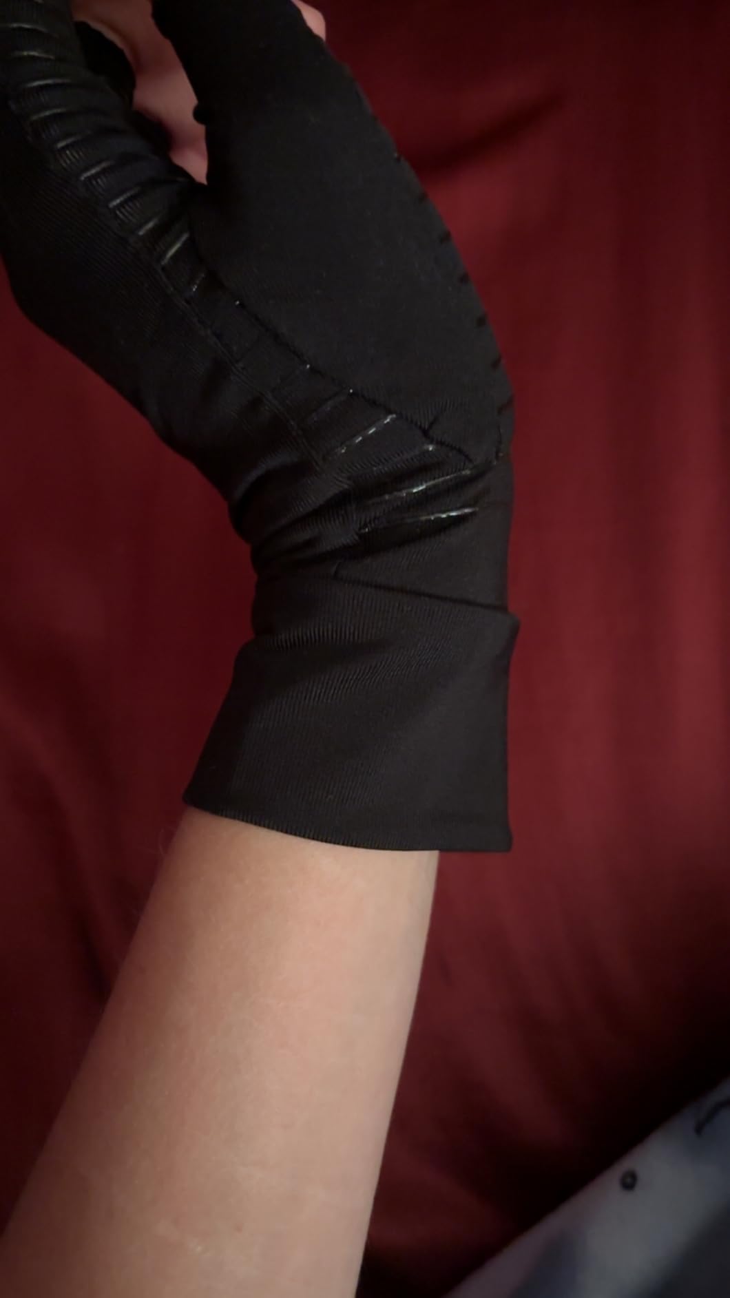 Copper Compression Gloves: Fingerless Arthritis Pain Relief for Carpal Tunnel, Rheumatoid & Tendonitis - Men & Women customer photo 2