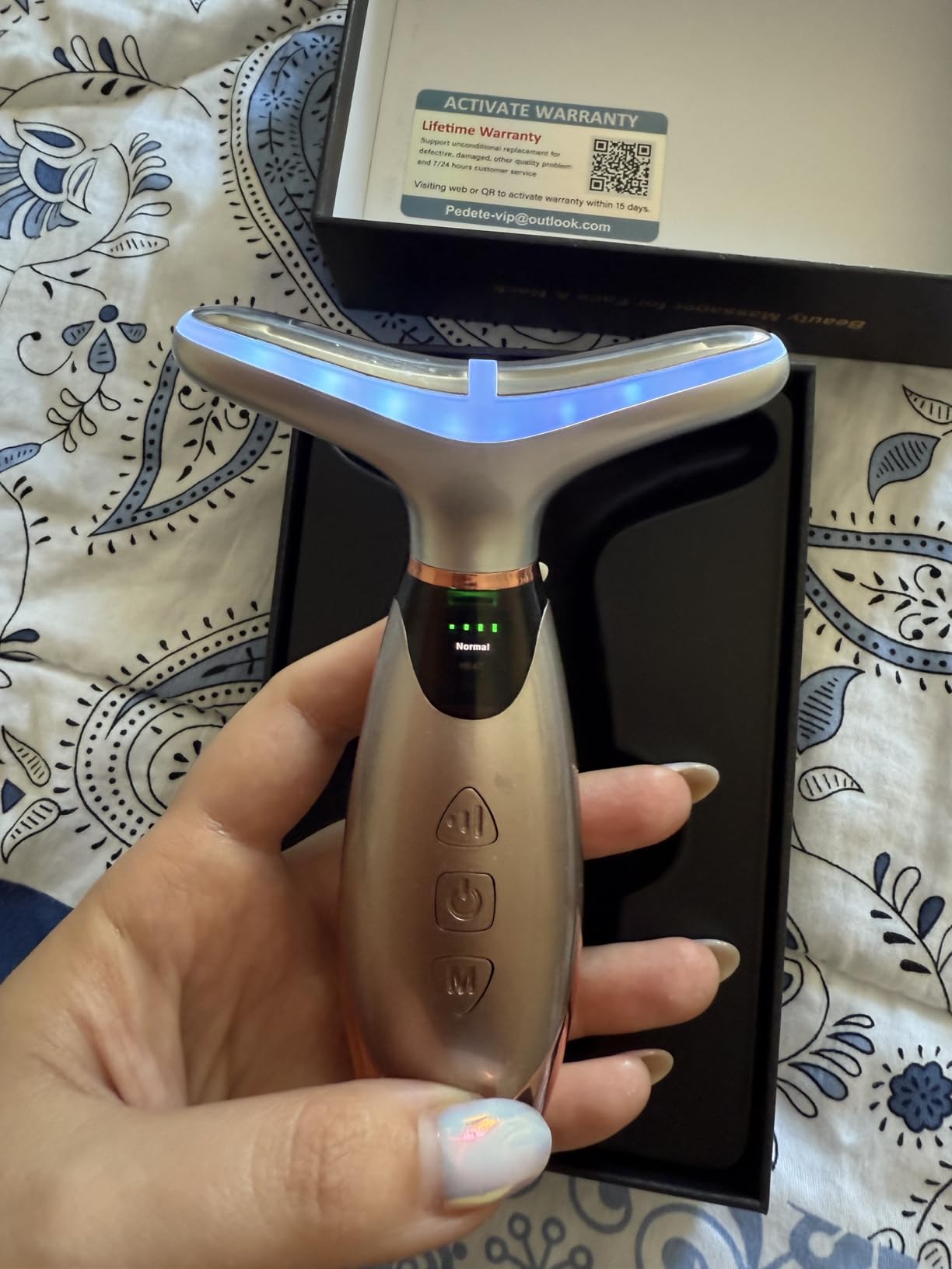 Facial Massager, 7 Colors Red Light Therapy for Face and Neck, Face Lift Device with 113°F Heating Vibration for Multi Skin Care customer photo 2
