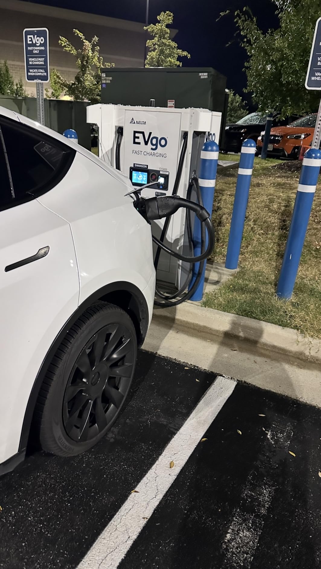 LENZ NACS to CCS Electric Vehicle Adapter for Superchargers - Charge CCS1 EVs at Tesla NACS Supercharger Stations, 500A 1000V - UL 2252 SGS Certified customer photo 1