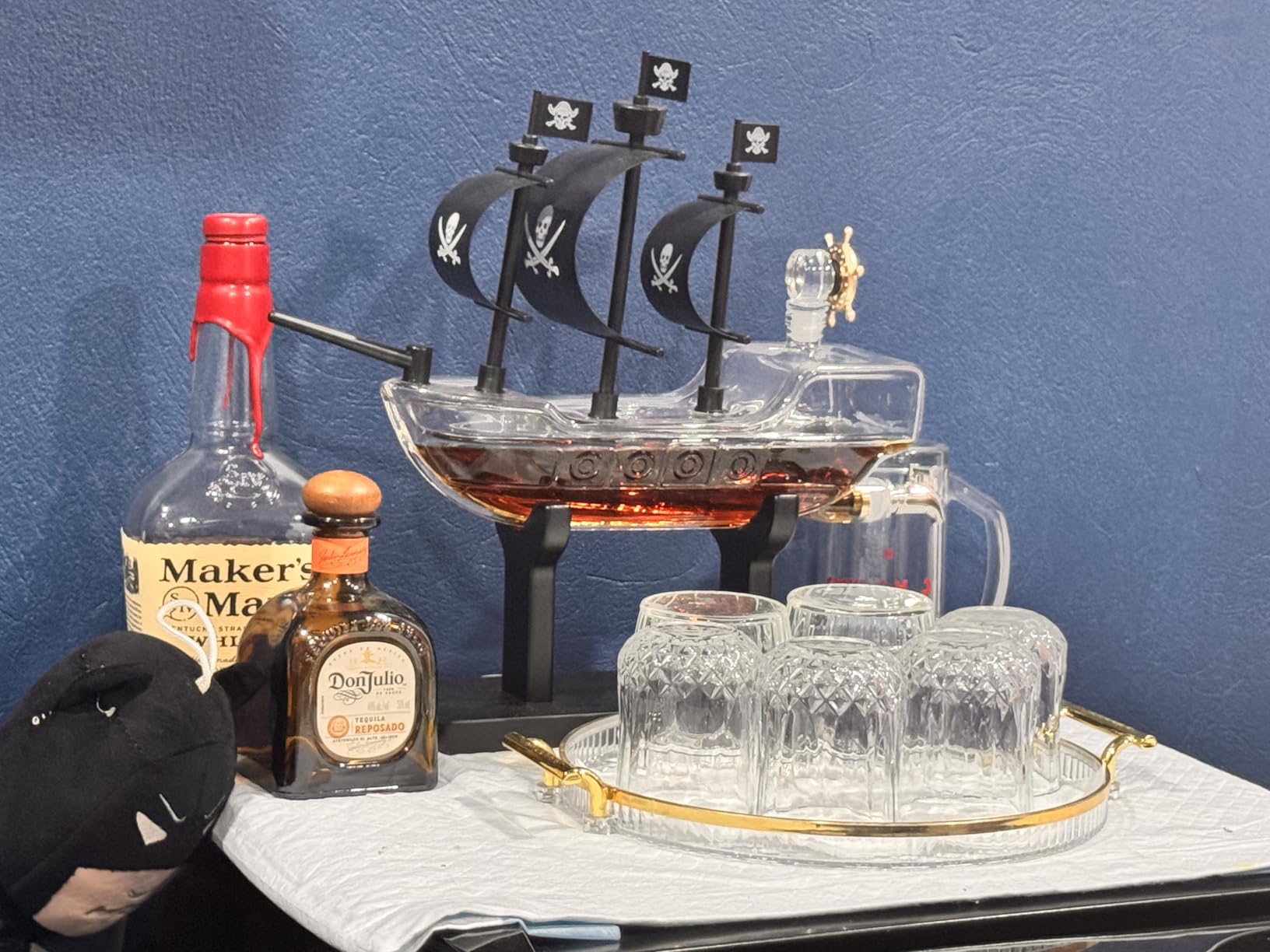 Kollea Birthday Gifts for Men Dad, Pirate Ship Whiskey Decanter Set with 2 Glasses, Liquor Dispenser for Home Bar, Funny Gift Ideas for Him, Husband, Father, Boyfriend, Christmas, Sailor & Captain customer photo 1