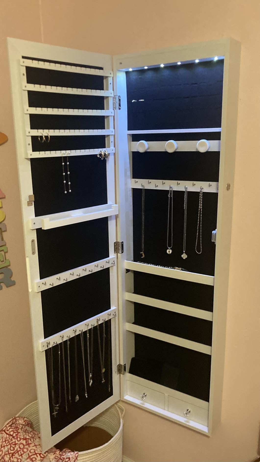 DUMOS 6 LEDs Mirror Jewelry Cabinet, Wall or Door Mounted Jewelry Organizer, 47.2-Inch Tall Lockable Large Capacity Cosmetic Storage, Gift Idea customer photo 2