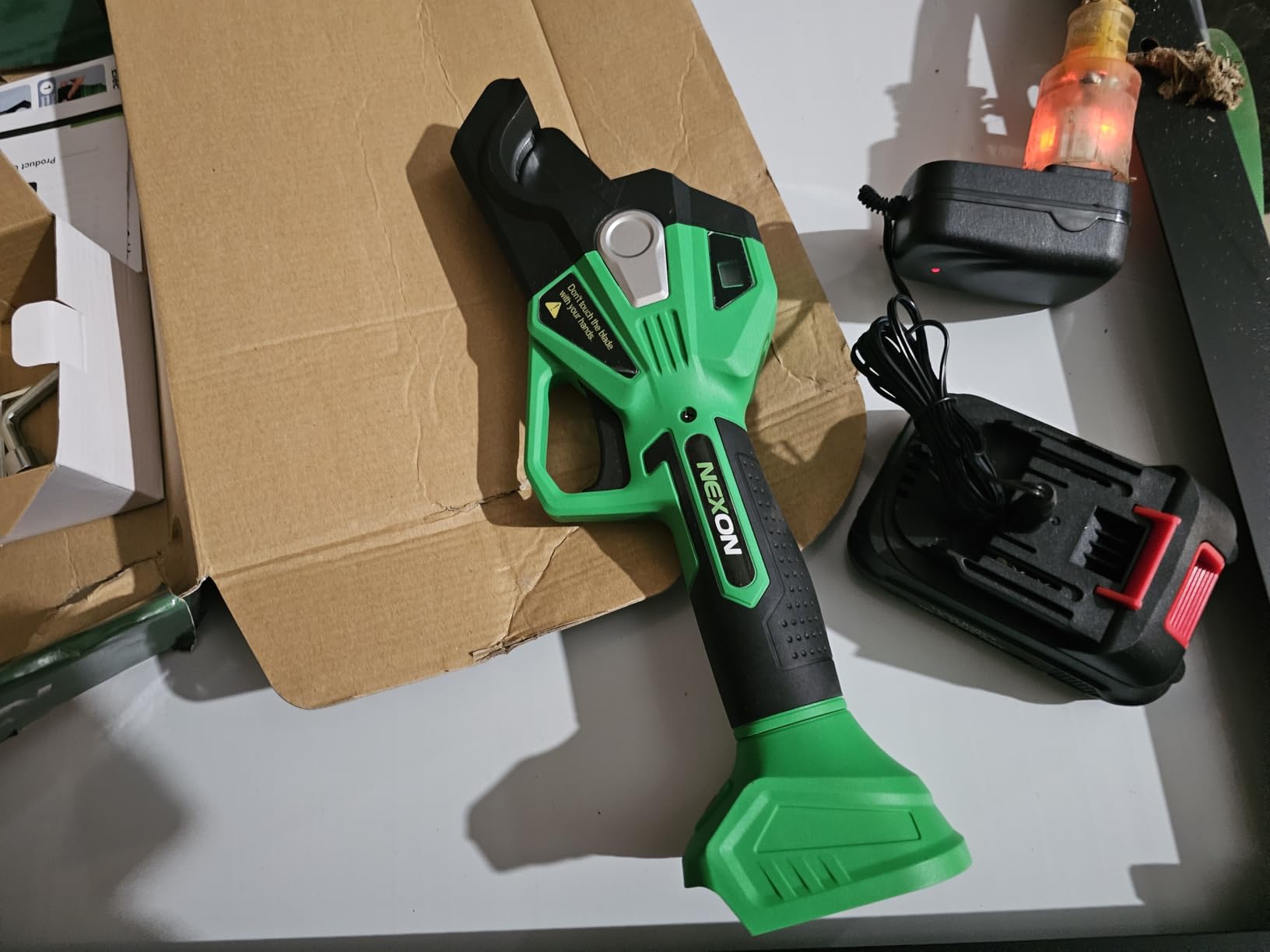NEXON Electric PVC Pipe Cutter, 18V Cordless Ratcheting Pipe Shear with LCD Display customer photo 2