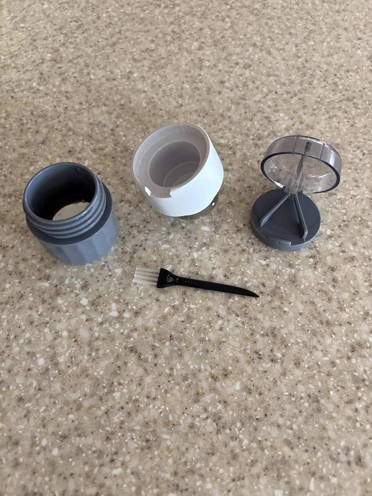 DUBSTAR 3-in-1 Pill Crusher Pill Grinder, Pill Crusher Fine Powder with Brush, Pill Crushers for Elderly with Pill Cutter and Storage, Pill Cutter Splitter for Small or Large Pills (Purple) customer photo 1