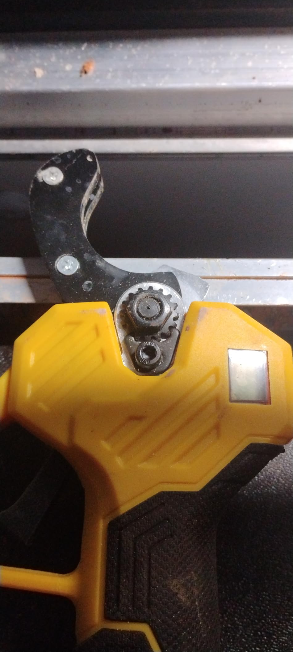 Cordless PVC Pipe Cutter Compatible with DEWALT 20v Battery customer photo 2