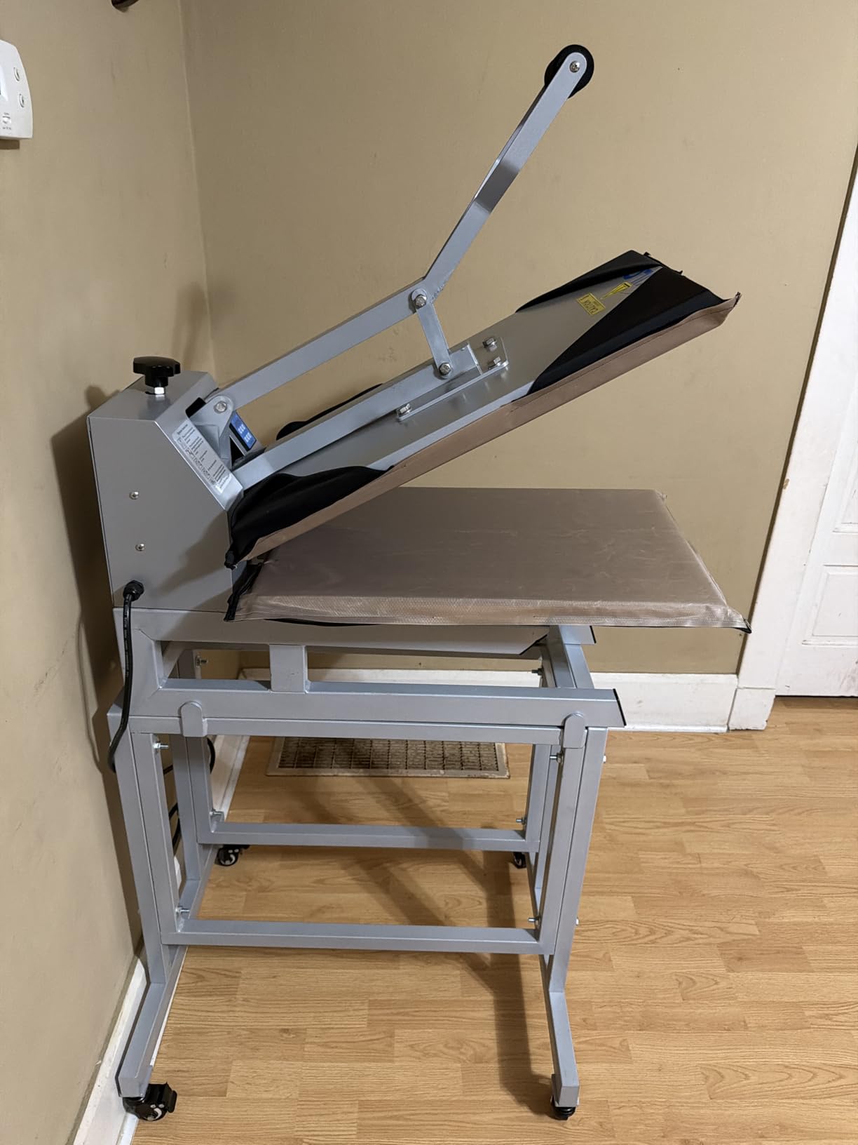 16x24 Heat Press Machine | Large Heat Press 110V 2000W with Infrared Positioning & Stand | Fast-Heating Durable Manual Press for T-Shirts, Metal, Ceramics DTF & Sublimation customer photo 2