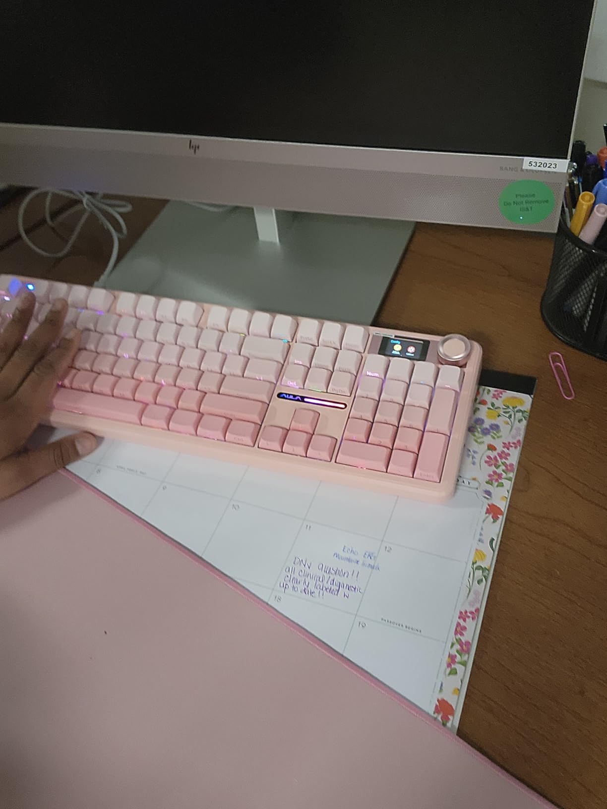 AULA F108 PRO - Wireless Mechanical Keyboard with Screen&Knob,Hot Swappable Gaming Keyboard with 8000mAh Battery,Pre-lubed Switches,RGB Backlit,PBT Keycaps Creamy Sounding Computer Keyboards,104 Keys customer photo 2