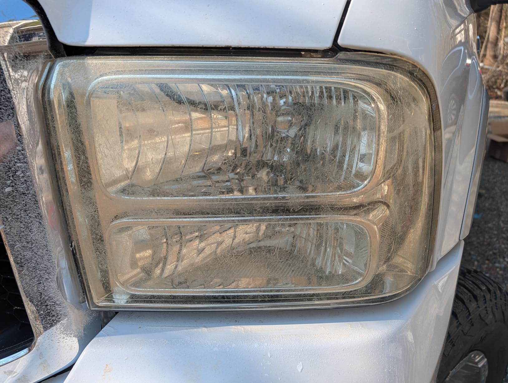 Chemical Guys Headlight Restoration & Ceramic Kit, Complete DIY Kit for Removing Yellowing & Oxidation, Includes Restoration Compound, HydroCharge With Microfiber & Applicator customer photo 2