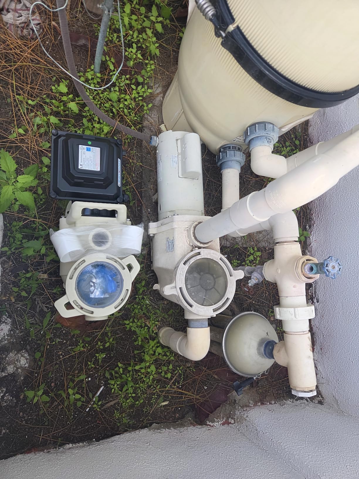 Smart Variable Speed Pool Pump 2 HP, 115/208-230V, In/Above Pool Pump With Smart Life APP Control, Energy Star Certificate, High Flow & Self Priming customer photo 1