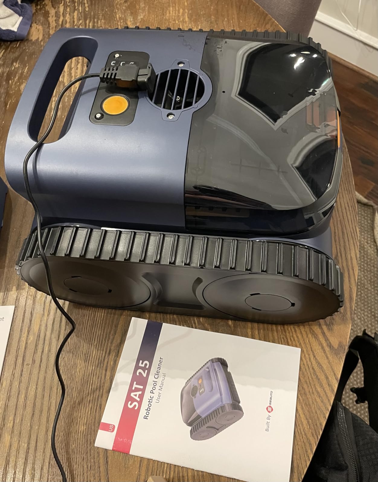 Cordless Robotic Pool Vacuum, Pool Cleaner with Track Drive & Sonar Navigation, 180W Brushless Motor, Wall & Waterline Climbing, 150-Min Runtime, for Inground & Above-Ground Pools up to 2150 Sq. Ft. customer photo 2