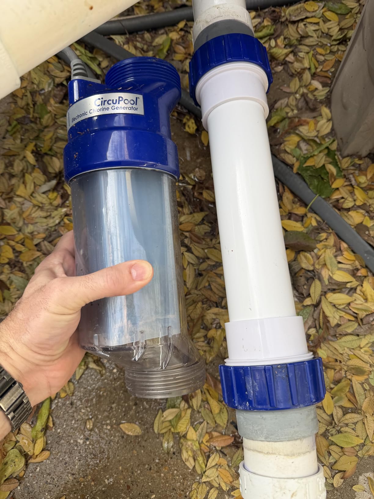 Saltwater Chlorinator for Above Ground Pools, Salt Water Pool System for up to 15000 Gallons, Self-Cleaning Salt Chlorine Generator, with Auto/AI Modes, Adapters and Test Strip Included customer photo 1