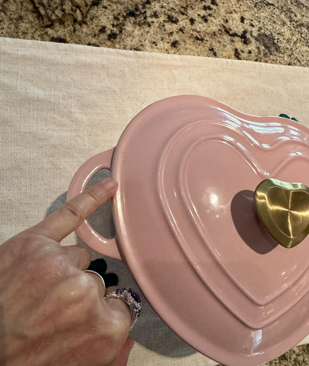 Paris Hilton Enameled Cast Iron Heart Skillet Pan, Superior Heat Retention, Oven Safe, Long-Lasting Enamel, 10-Inch, Pink customer photo 1