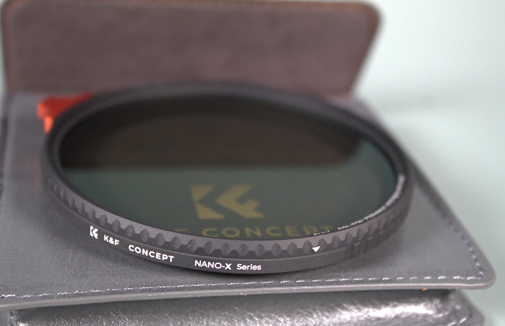 K&F CONCEPT 67mm Ultra-Low Reflectivity Putter Variable ND Filter ND2-ND400 (1-9 Stops) 28 Multi-Layer Coatings AGC Glass Adjustable Neutral Density Camera Lens Filter (Nano-X Series) customer photo 2