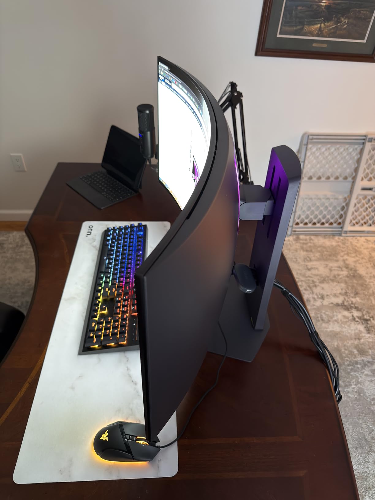 LG 45GX900A-B 45-Inch Ultragear WQHD (3440 x 1440) OLED Curved Gaming Monitor, 240Hz, 0.03ms, NVIDIA G-Sync, VESA DisplayHDR True Black 400, HDMI 2.1 customer photo 1