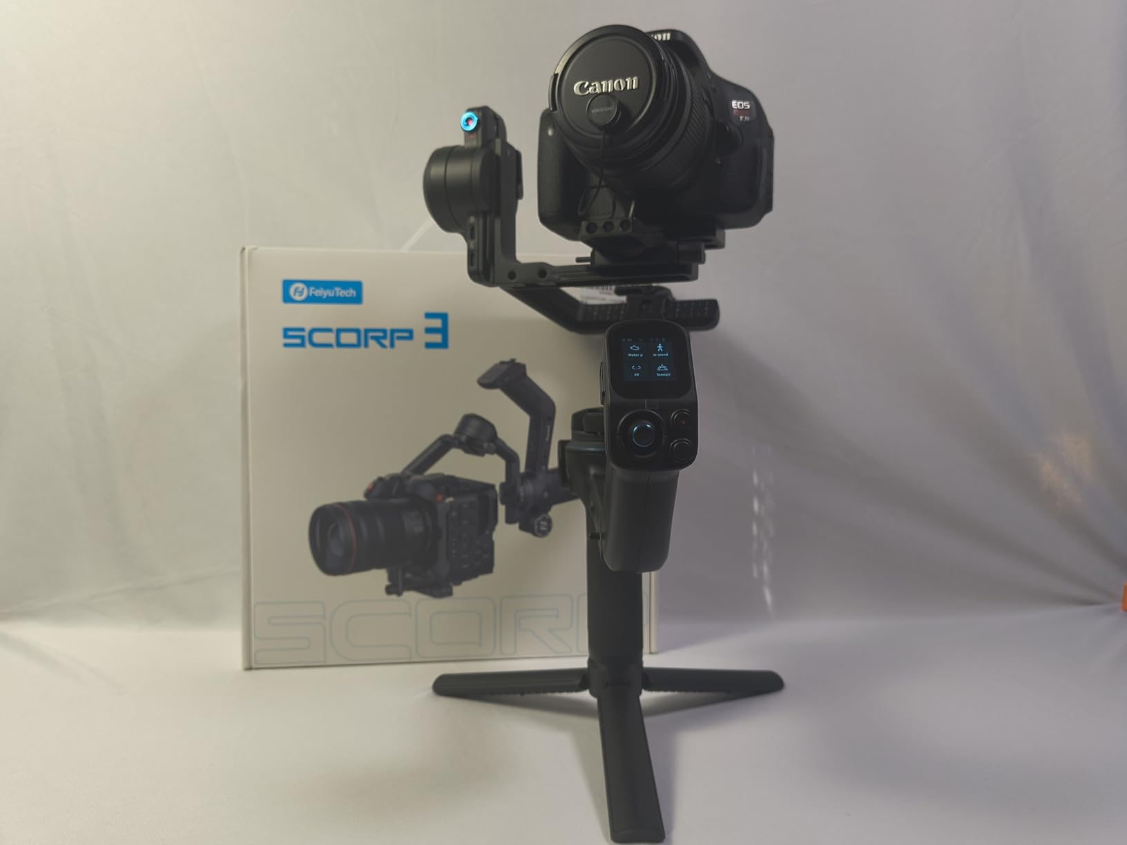 Feiyu SCORP 3 Prodessional Camera Gimbal Stabilizer - Built-in AI Tracking,Detachable Remote Handle,Max 7.72lbs Payload,Handheld Gimbal for Sony/Canon/Nikon/Fujifilm/Panasonic,Native Vertical Shooting customer photo 1