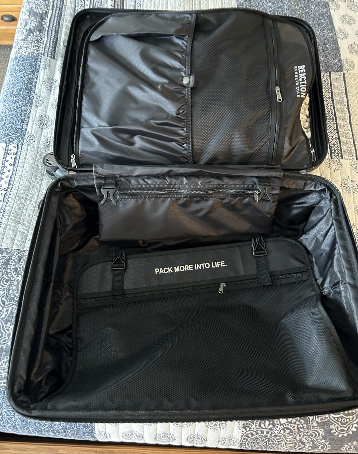 Kenneth Cole REACTION Renegade Luggage Expandable 8-Wheel Spinner Lightweight Hardside Suitcase, Midnight Plum, 24-Inch Checked customer photo 1
