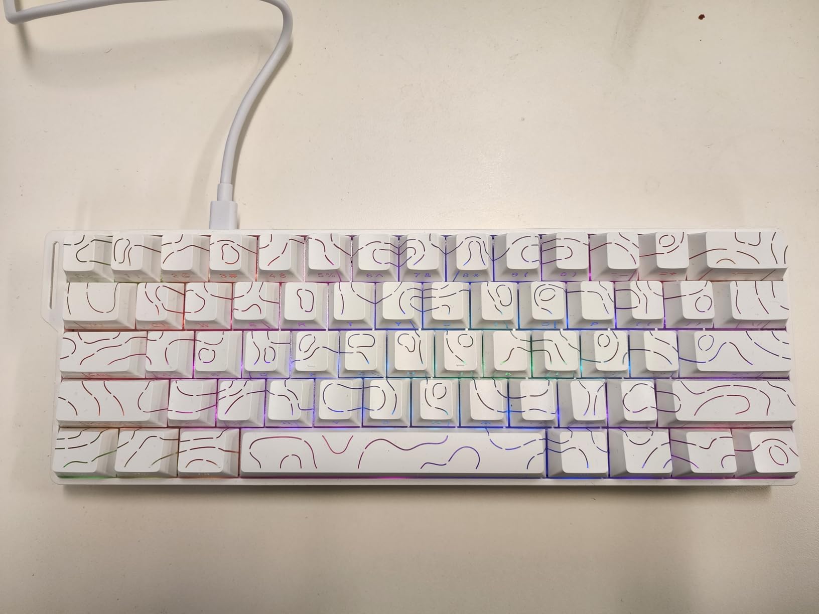 DAREU COOL60 60% Hall Effect Gaming Keyboard with Magnetic Switch, SOCD, 0.01mm Actuation Adjustable Rapid Trigger,8000 Hz Polling, Topographic PBT Keycaps, Hot-swap, RGB Backlit customer photo 1