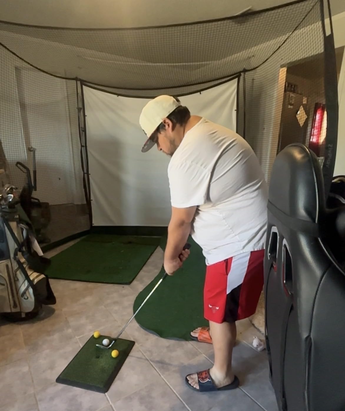 Golf Cage Net with Impact Screen 10 x 8 Ft Golf Hitting Cage with Side Enclosure and Top net to Practice with Simulator at Home Indoor Outdoor Backyard customer photo 1