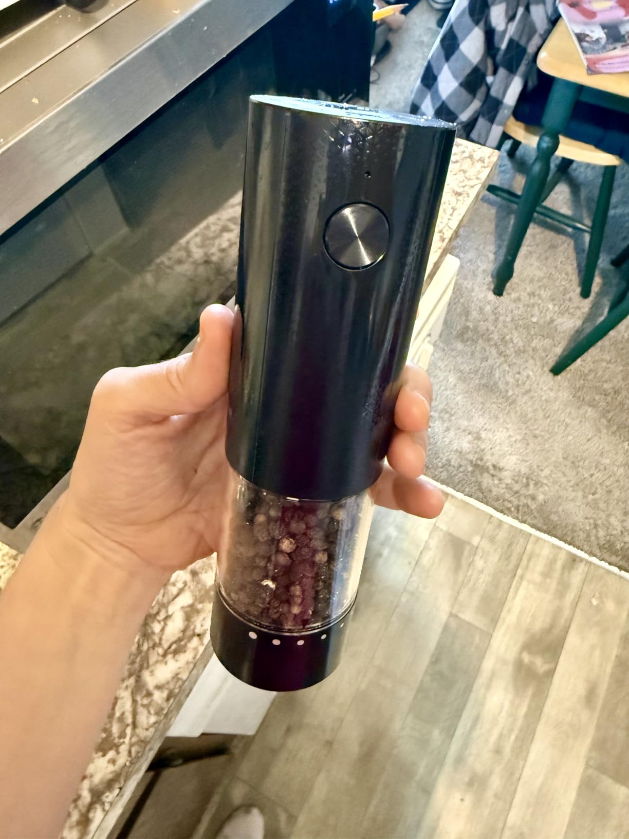 Electric Salt and Pepper Grinder Set - Rechargeable Automatic Salt and Pepper Shakers, Kitchen Appliances with External Adjustable Coarseness, Larger Hopper for Cooking, Home Gifts(2 Pack,Black/Black) customer photo 2