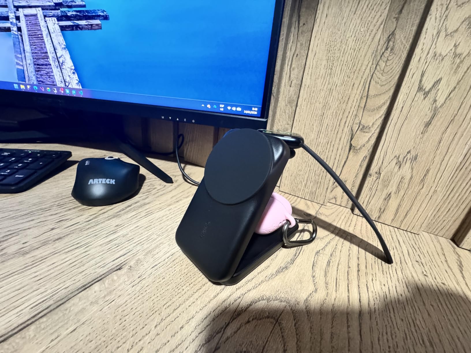 Belkin MagSafe Charger Compatible, 3-in-1 Charging Station, Qi2.2 25W Foldable Charging Stand (45W Adapter Included) customer photo 1