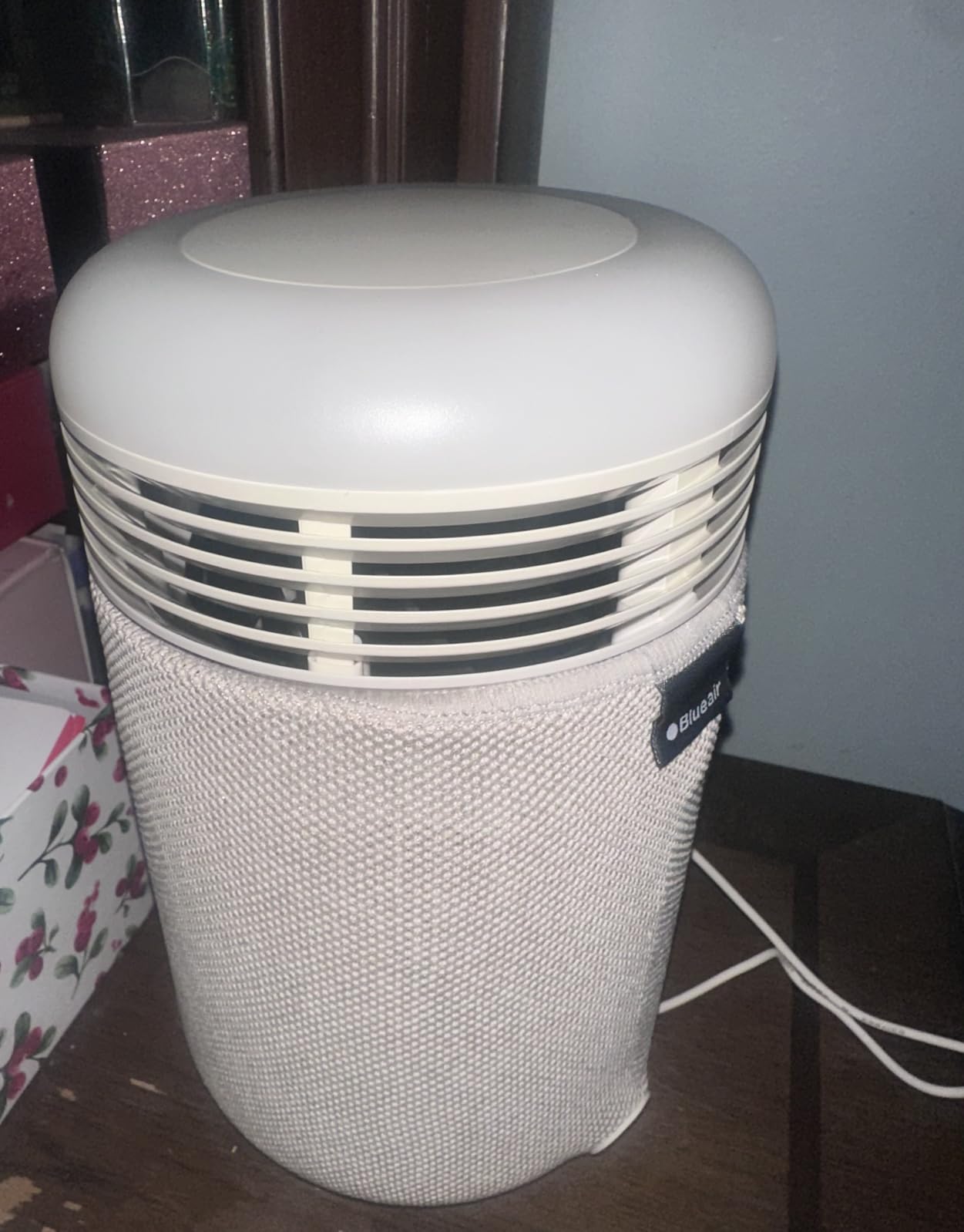 BLUEAIR Purifier for Bedroom - Mini Restful - Sunrise Clock with HEPASilent Filtration and Wake Up Light - Cleans Air and Supports Circadian Rhythm - USB-C and App Connectivity, Beige customer photo 2