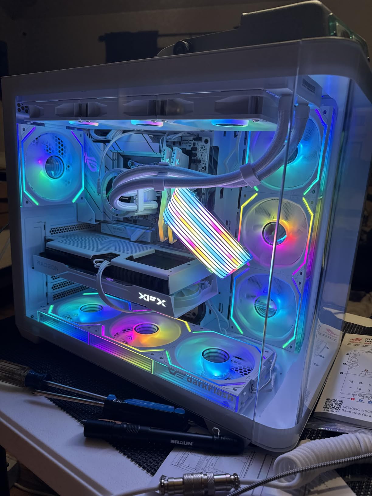 AsiaHorse [20+Exclusive Custom Lighting] ASH-S1 ARGB Fan Hub, Unique Color-Learning Mode & Preset Effects, 9-Port PWM & Addressable ARGB with Remote Control, Aura Sync Compatible, for Custom PC Build customer photo 1