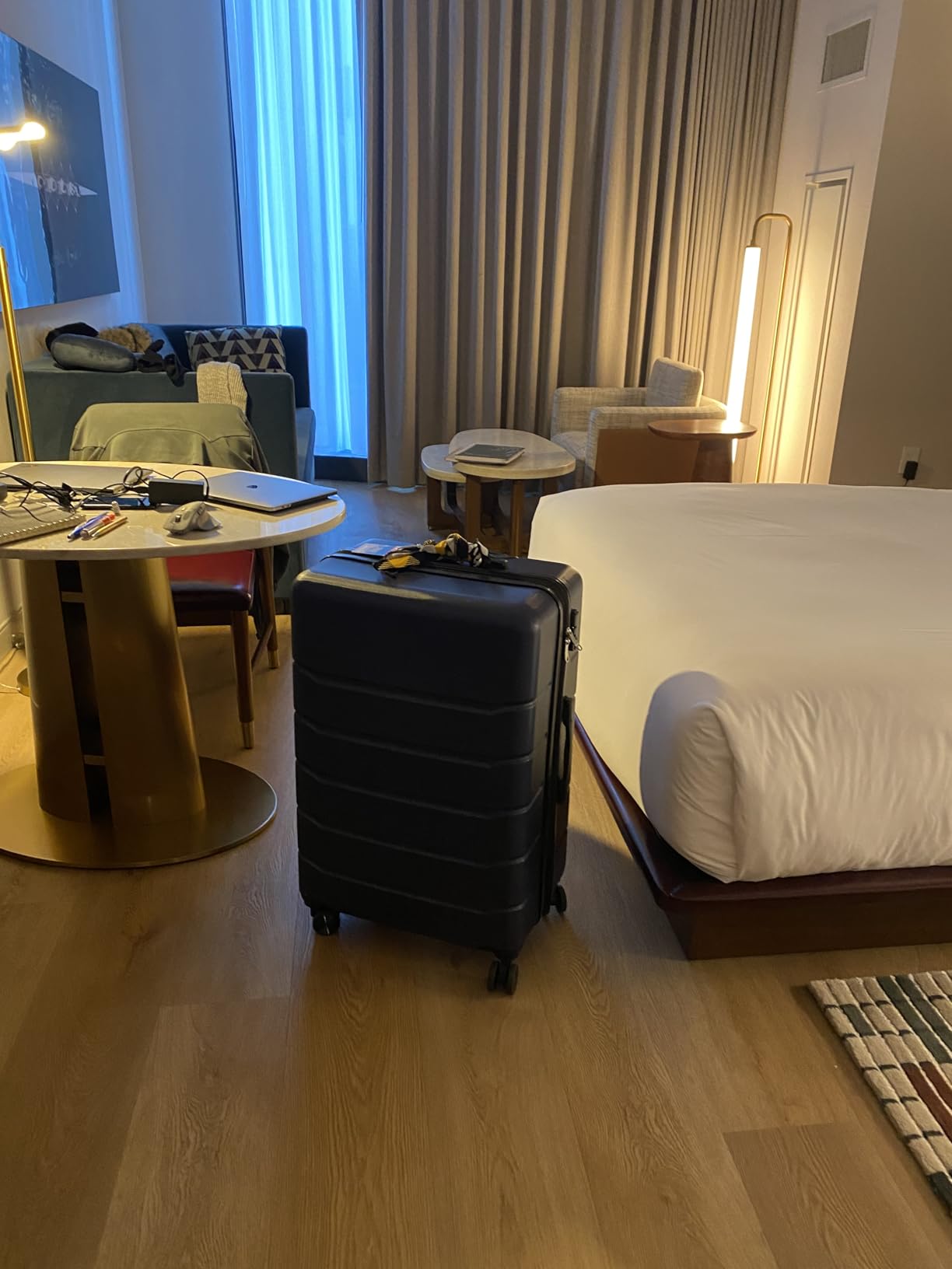 28 Inch Expandable Hardside Carry On with Spinner Wheels & TSA Lock, ABS Hard Shell Lightweight Rolling Luggage Suitcase, Blue customer photo 2