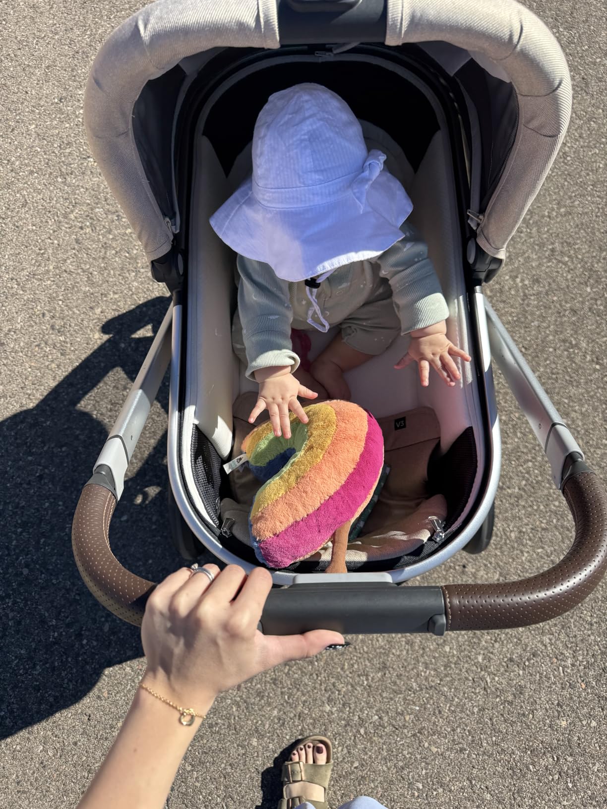 UPPAbaby Vista V3 Convertible Single-to-Double Stroller for Baby & Toddler, 30+ Configurations, Car Seat Compatible, All-Wheel Suspension, XL Basket - Julian (Dusty Blue Melange/Carbon Frame) customer photo 2